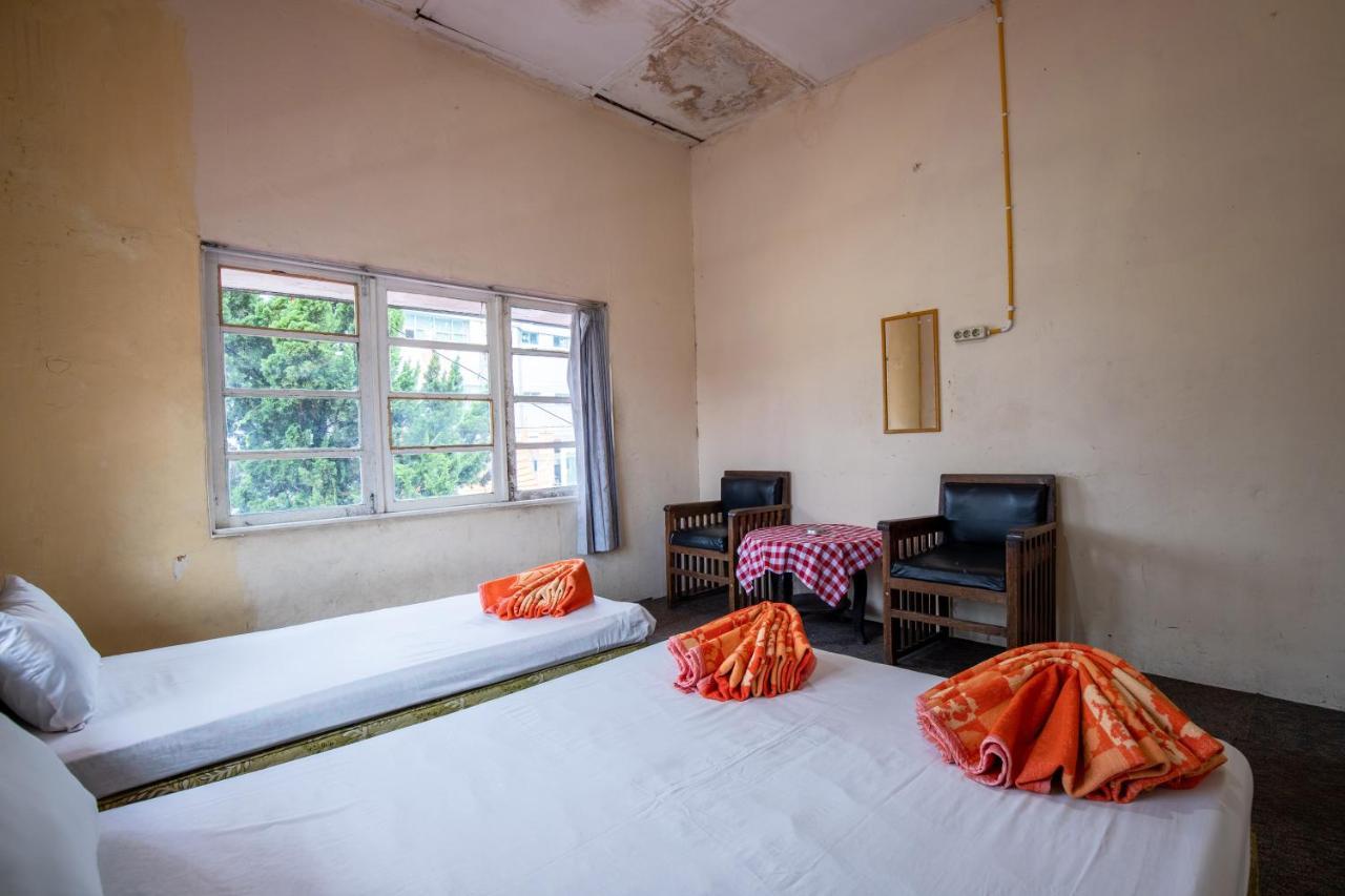 Hotel Jogja Bukittinggi Buitenkant foto