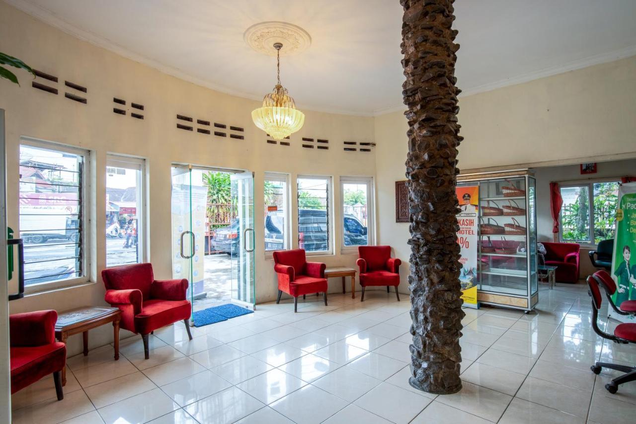 Hotel Jogja Bukittinggi Buitenkant foto